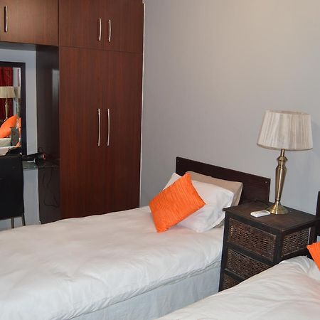 Cloud@96 Hotel Блоемфонтейн Екстериор снимка