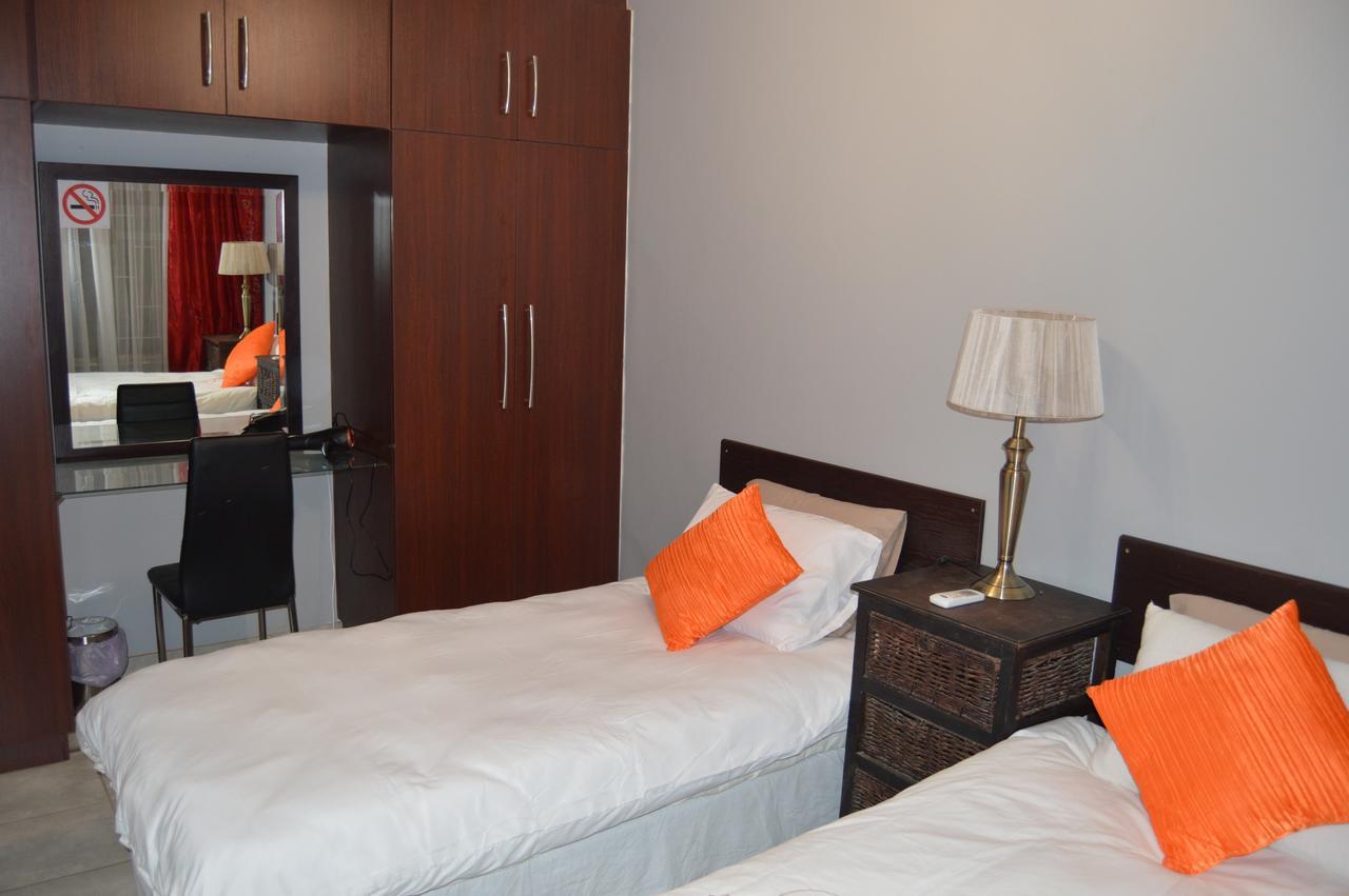 Cloud@96 Hotel Блоемфонтейн Екстериор снимка